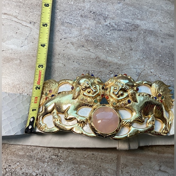 Vintage 1980’s Judith Lieber Foo Dogs Python & Gemstone Belt. (mc) - Picture 4 of 16